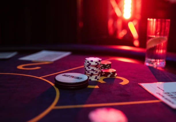 sambeltoto mobile app showing Caribbean Stud Poker ante betting interface and account balance display